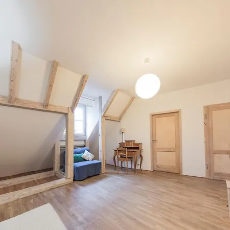Appartement Golden Apartments- Old Town